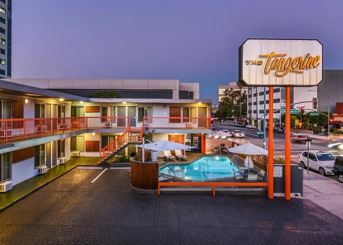 The Tangerine - A Burbank Hotel